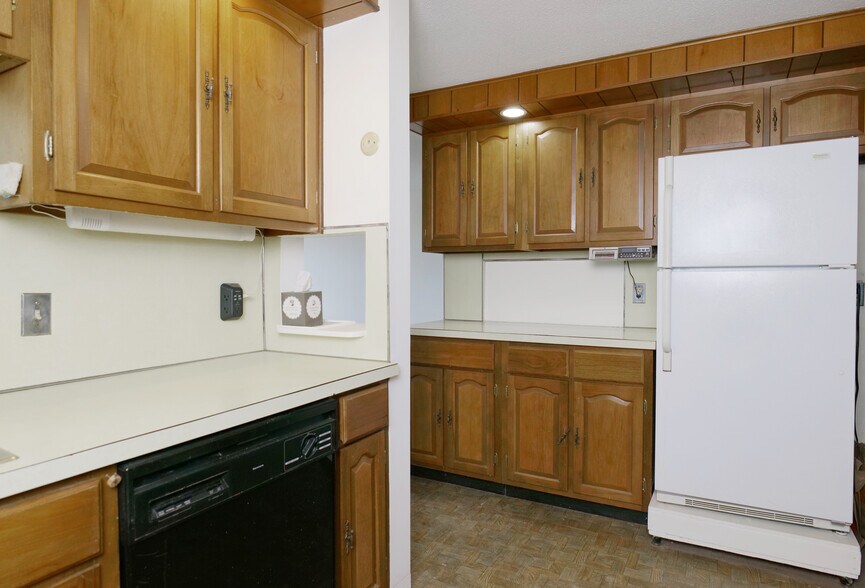 Building Photo - 159 Concord Ave