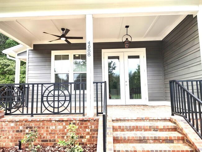 Building Photo - 4088 Biltmore Ave