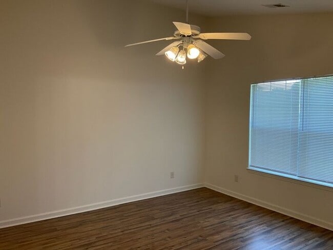 Building Photo - Fairhaven Patio Home