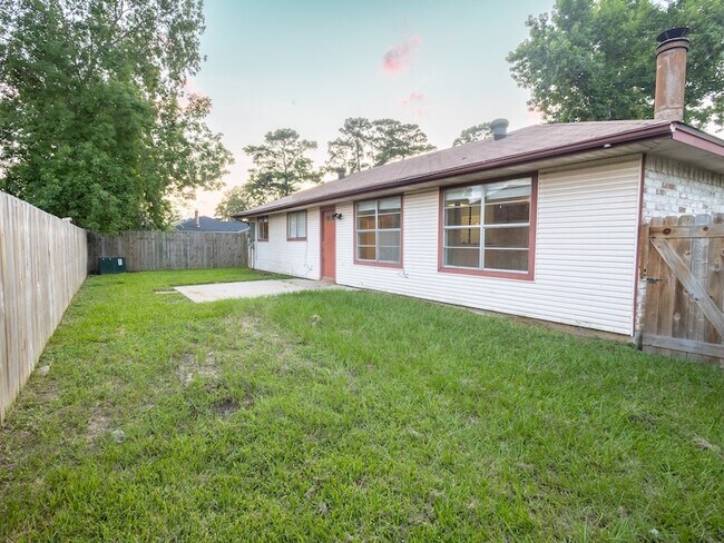 Building Photo - 6542 Bridgegate Dr