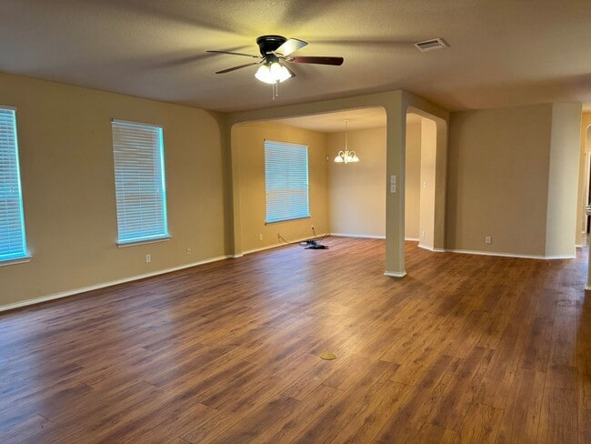 Building Photo - 2656 Pillory Pointe