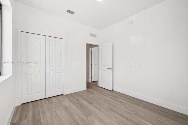 Building Photo - 1280 N Flagler Ave