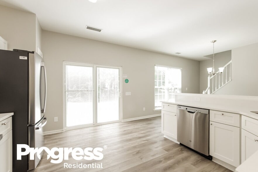 Building Photo - 3510 Laurenhurst Ln