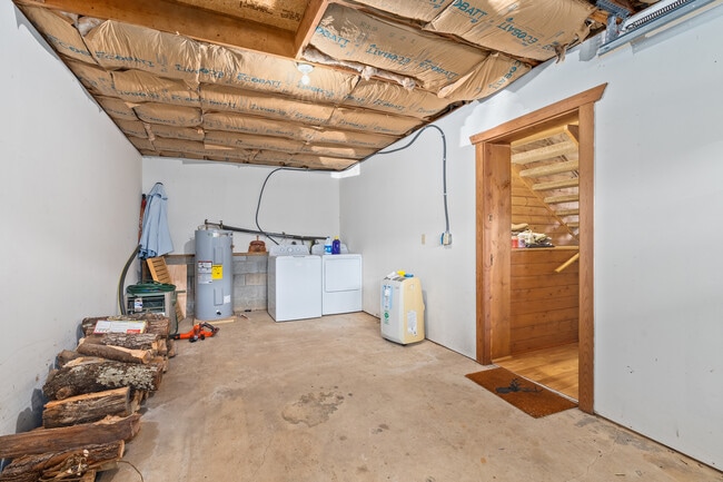 Building Photo - 168 Valley Creek Dr