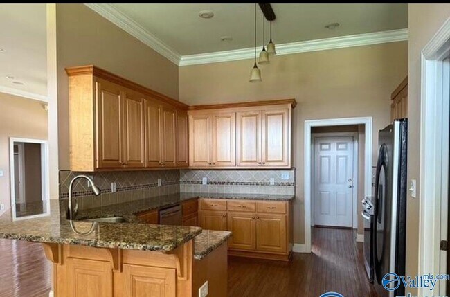 Building Photo - 110 Arrow Path Dr