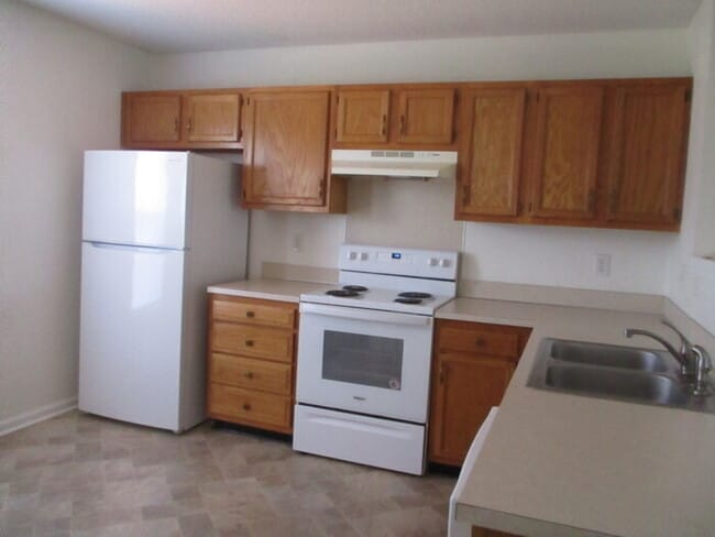 Building Photo - 279 Southaven Ct