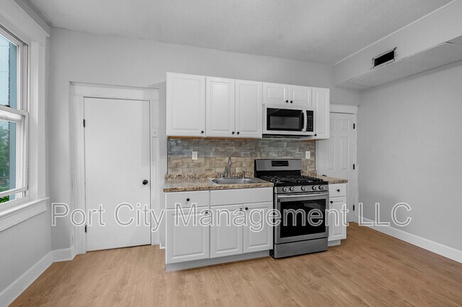 Building Photo - 2800 Harford Rd
