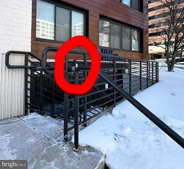 Building Photo - 700 Roeder Rd