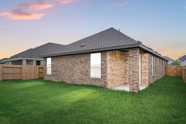 Building Photo - 6742 Sunset Velvet Dr