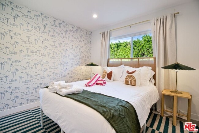 Building Photo - 3730 E Camino San Miguel