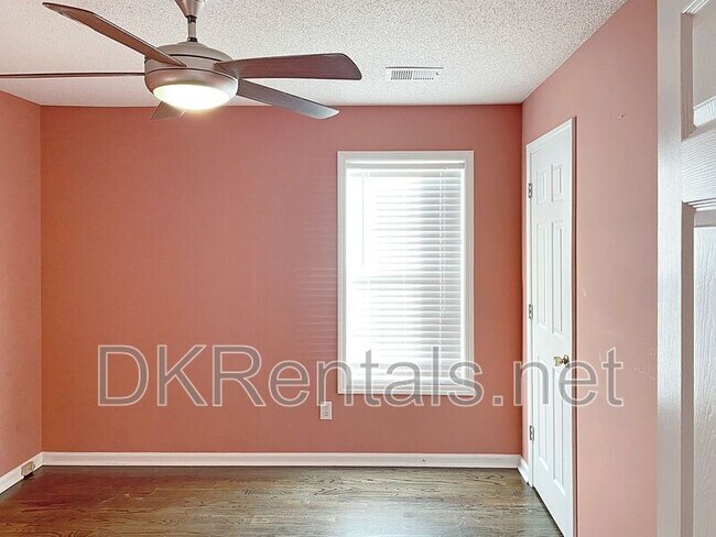 Building Photo - 3152 Blue Heron Pass