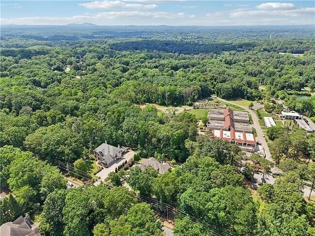 Building Photo - 211 Mount Vernon Hwy