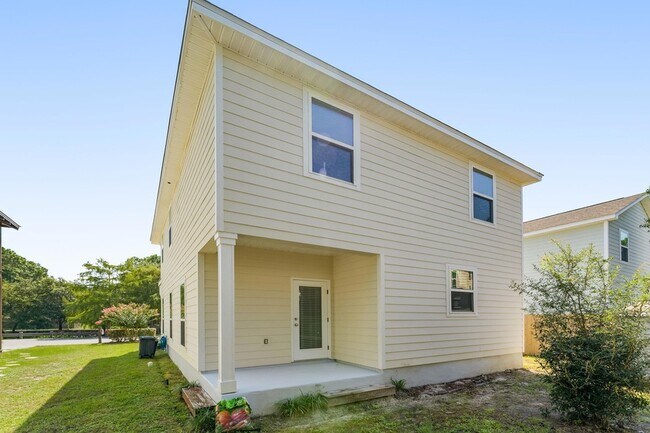 Building Photo - 163 Mosaic Oaks Cir