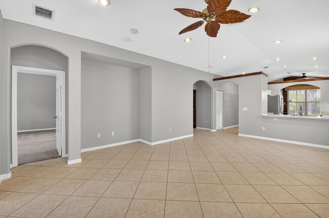 Building Photo - 8451 Siciliano St