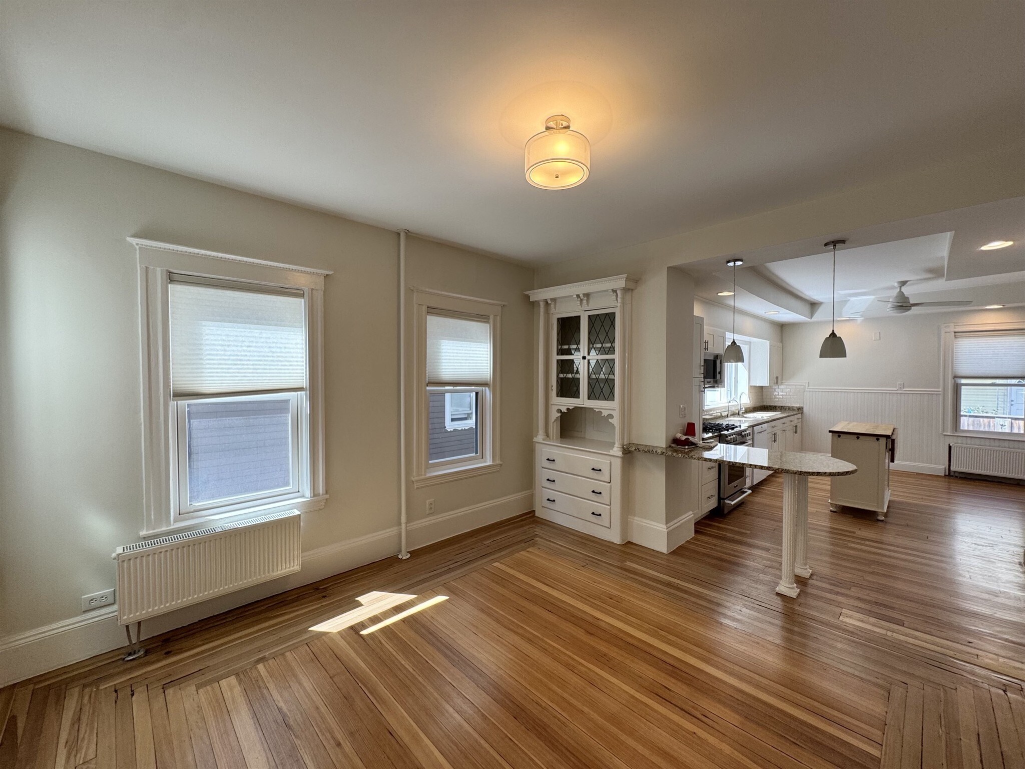 Building Photo - 121 Highland Ave