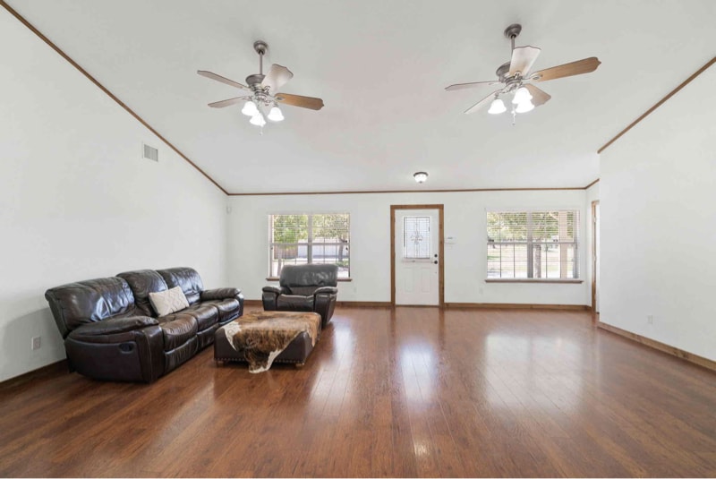 Building Photo - 1015 Algiers St