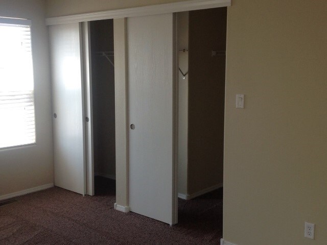 Building Photo - 5205 Caprock Dr NE