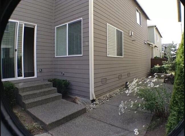 Building Photo - 3833 183rd Pl SE