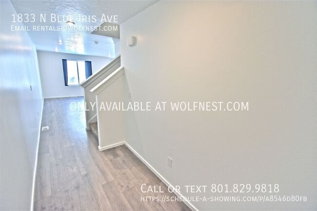 Building Photo - 1833 N Blue Iris Ave