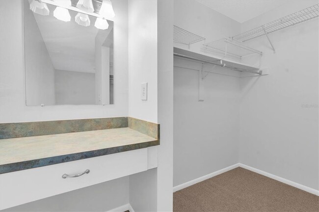 Building Photo - 11566 7th Ln N