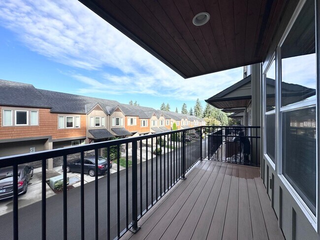 Building Photo - LUXURY TOWNHOUSE; 2 CAR GARAGE, BONUS ROOM...
