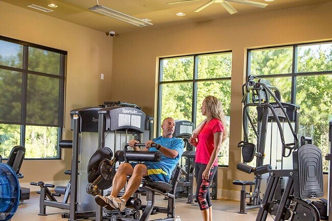 Building Photo - ~ COMPASS POINTE ~