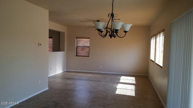 Building Photo - 6919 S 50th Dr