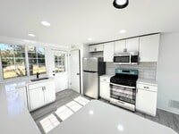 Building Photo - 1607 Girard Ave