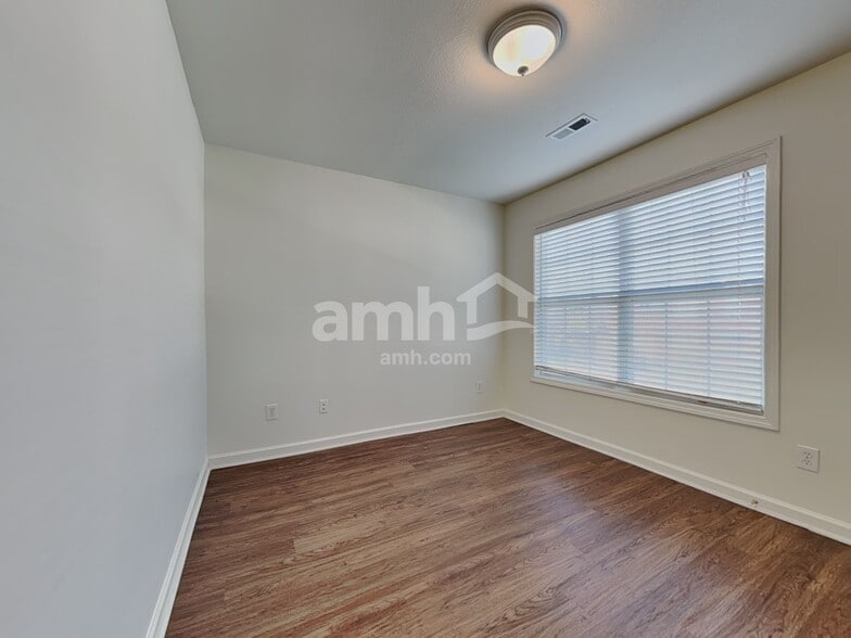 Building Photo - 3127 Champions Trail Ln