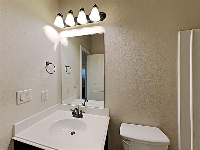Building Photo - 9208 Vineyard Ln