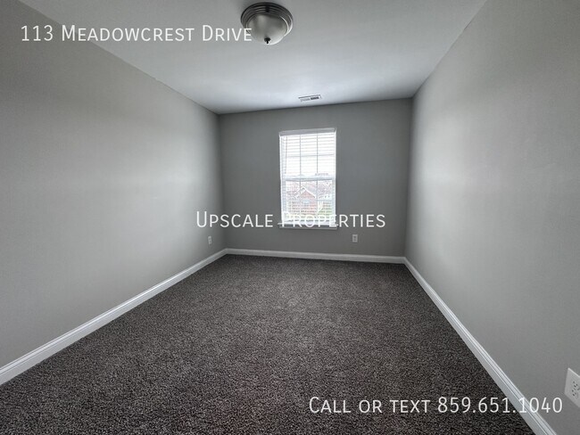 Building Photo - 113 Meadowcrest Dr