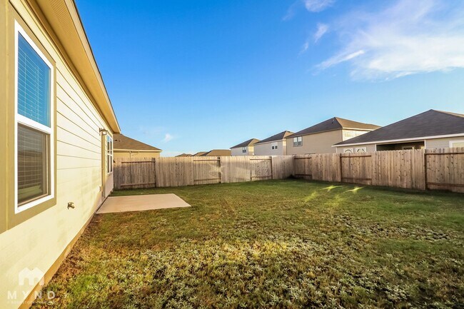 Building Photo - 1016 Lacebark Pne Ln