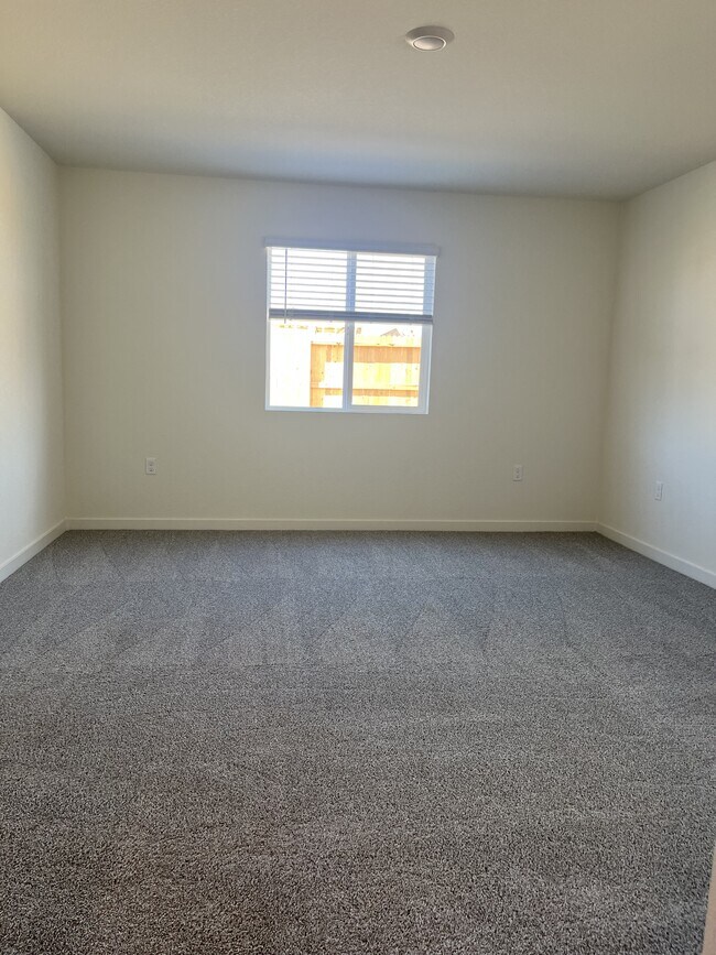 Building Photo - 2187 Orlin Dr