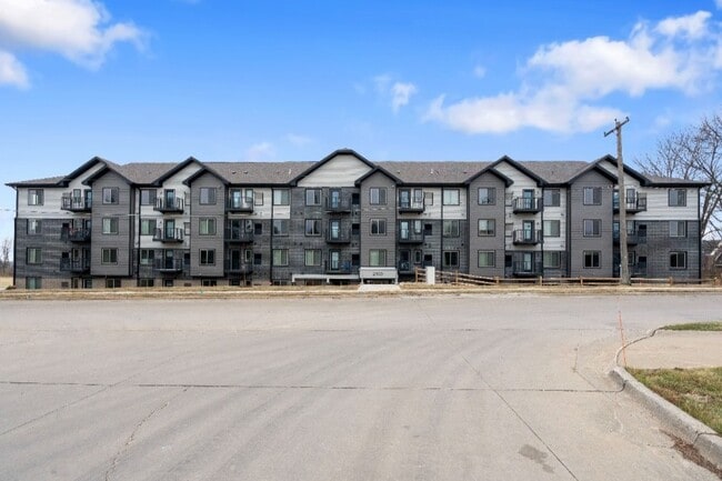 Primary Photo - Coral North Apartments