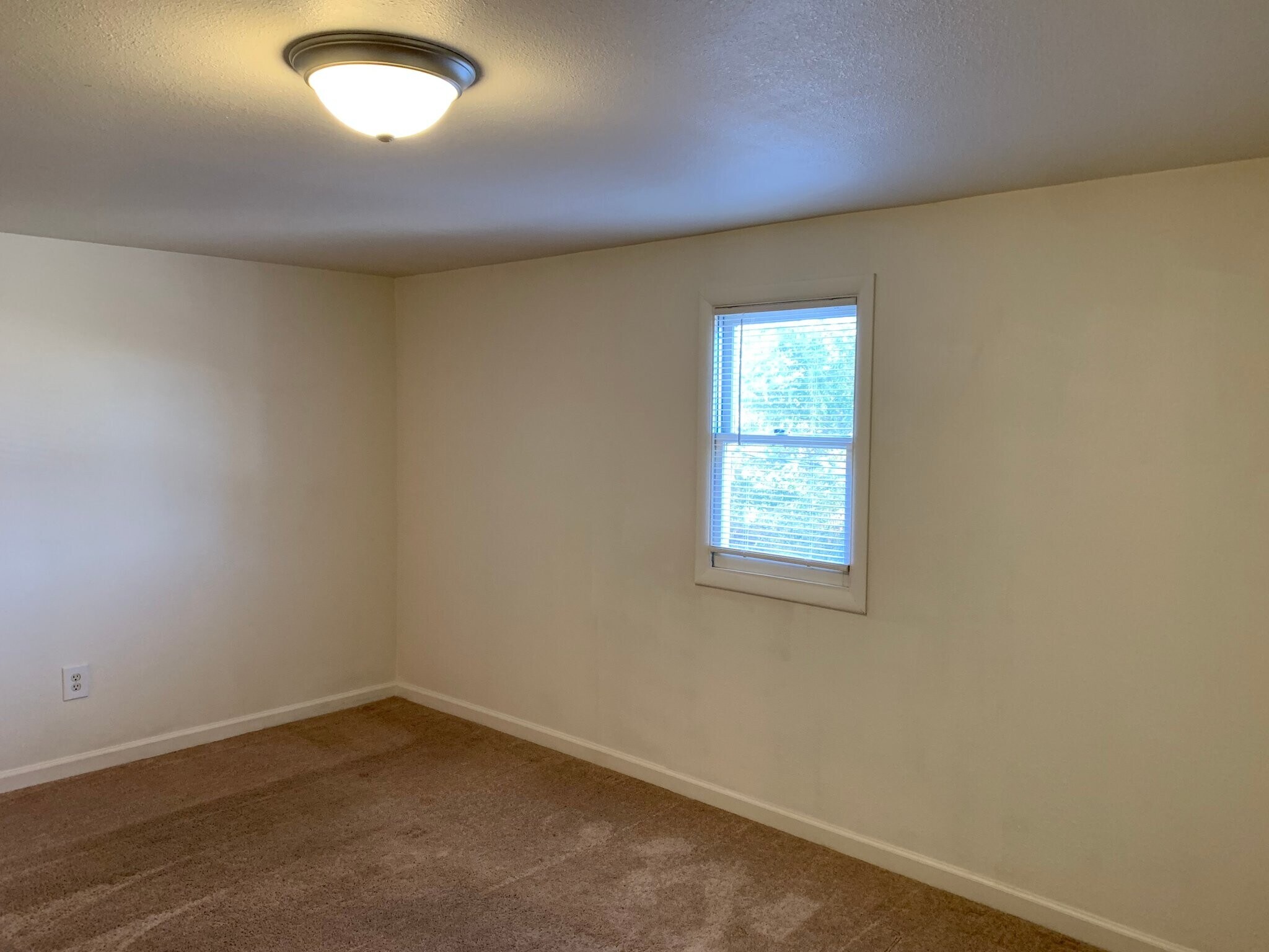 Building Photo - 737 Key City Dr