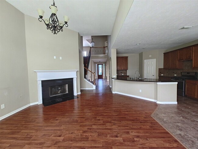 Building Photo - 16919 Creek Mountain Dr