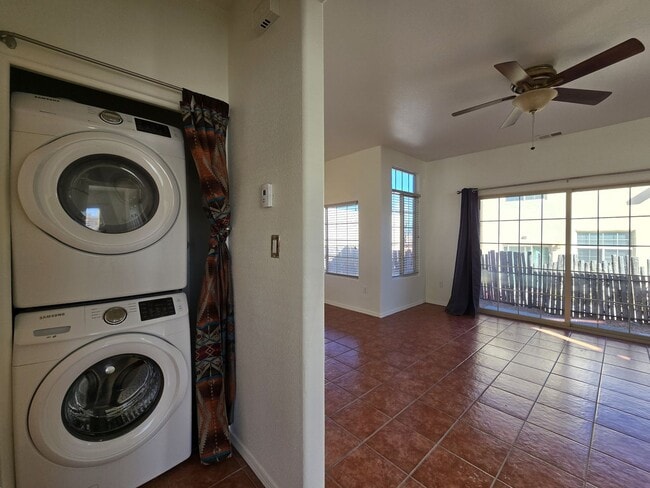 Building Photo - 4138 Big Sky Rd