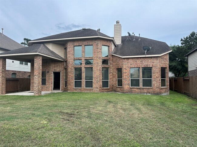Building Photo - 13915 Sawmill Run Ln