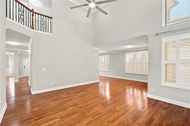 Building Photo - 3135 Carrick Rd