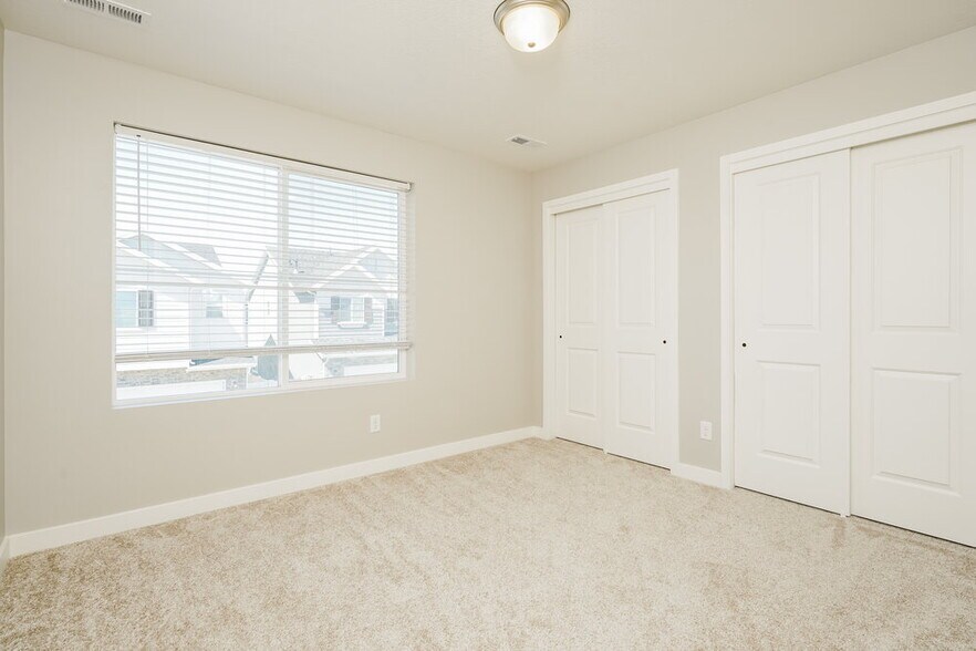 Building Photo - 2087 W 3290 S