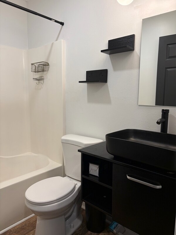 Building Photo - 3158 Huttersfield Cir