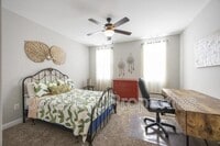 Building Photo - 314 E 22nd St