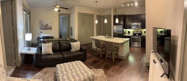 Building Photo - 5655 Carnegie Blvd