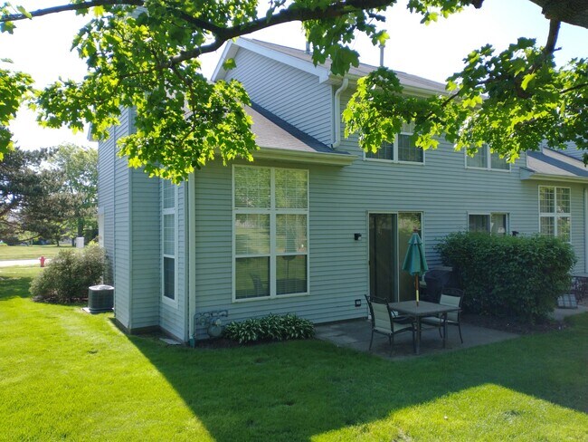 Building Photo - 230 Partridge Ct