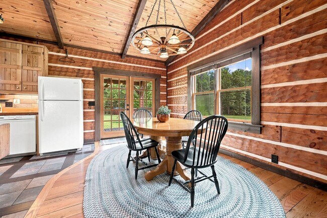 Building Photo - 5103 Hillmon Grove Rd
