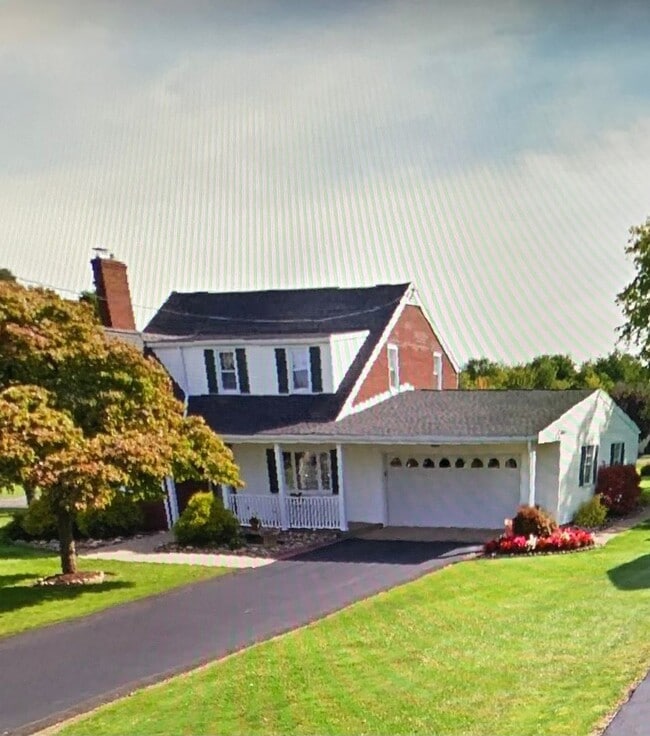 Building Photo - 1706 Wood St