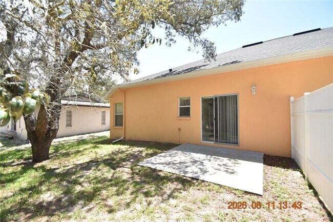 Building Photo - 7413 Canterbury St