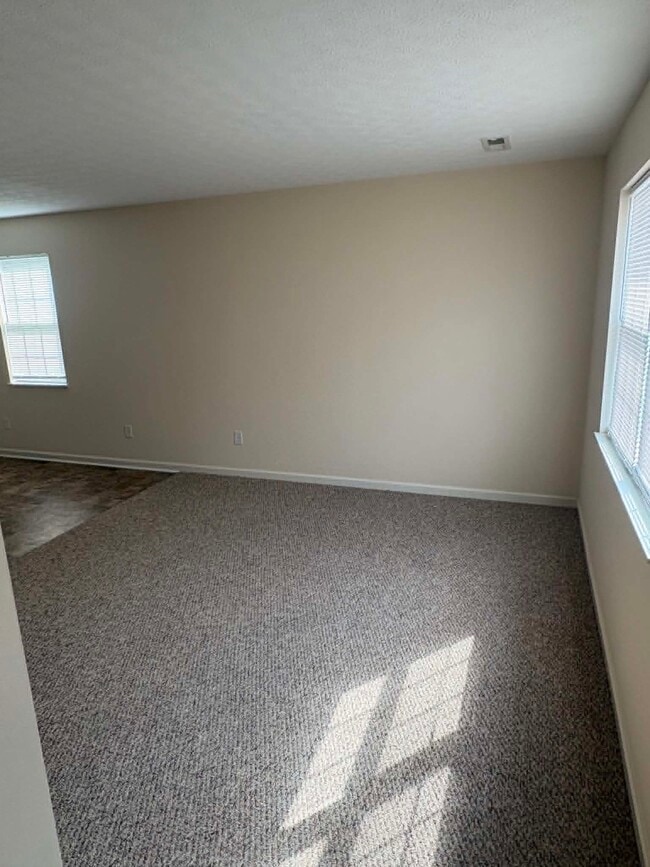 Building Photo - 1611 Flanigan Ct