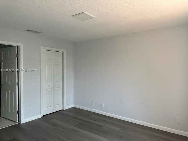 Building Photo - 17244 Balboa Point Way