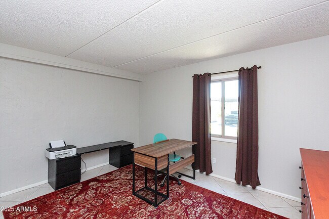 Building Photo - 4201 E Camelback Rd